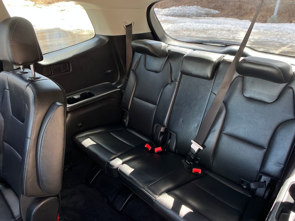 Used 2023 Kia Telluride S image 23