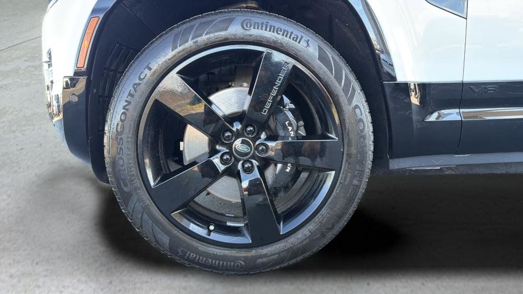 Used 2023 Land Rover Defender 90 V8 image 14