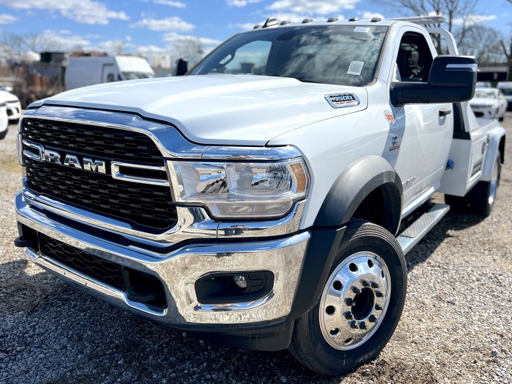 New 2024 RAM 4500 SLT w/ Quick Order Package 2YG SLT image 4