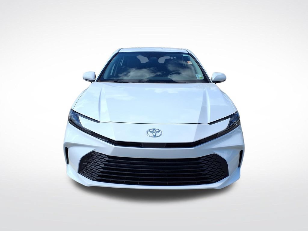 Used 2025 Toyota Camry LE FWD image 2