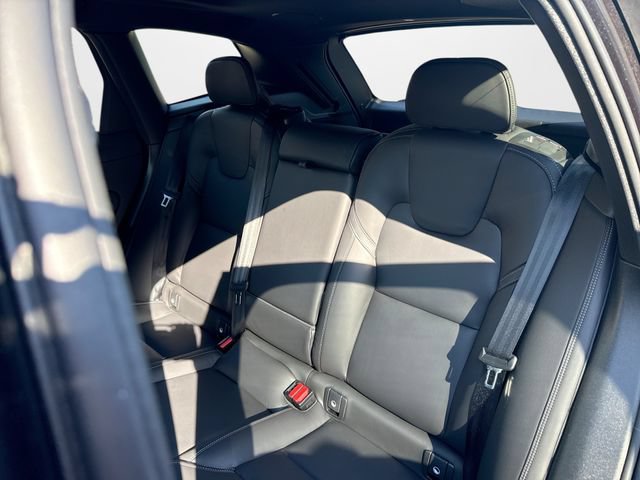 New 2026 Volvo XC60 B5 Ultra w/ Climate Package AWD/4WD image 25