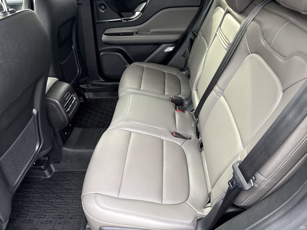 Used 2025 Lincoln Corsair Reserve w/ Equipment Group 202A image 21