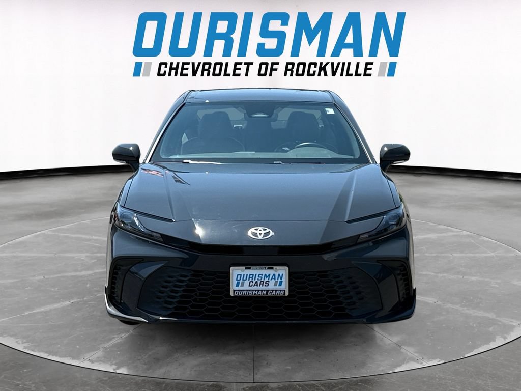 Used 2025 Toyota Camry SE w/ Convenience Package FWD image 8