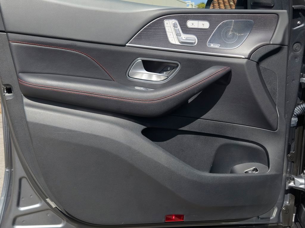 Used 2023 Mercedes-Benz GLE 53 AMG 4MATIC Coupe image 18