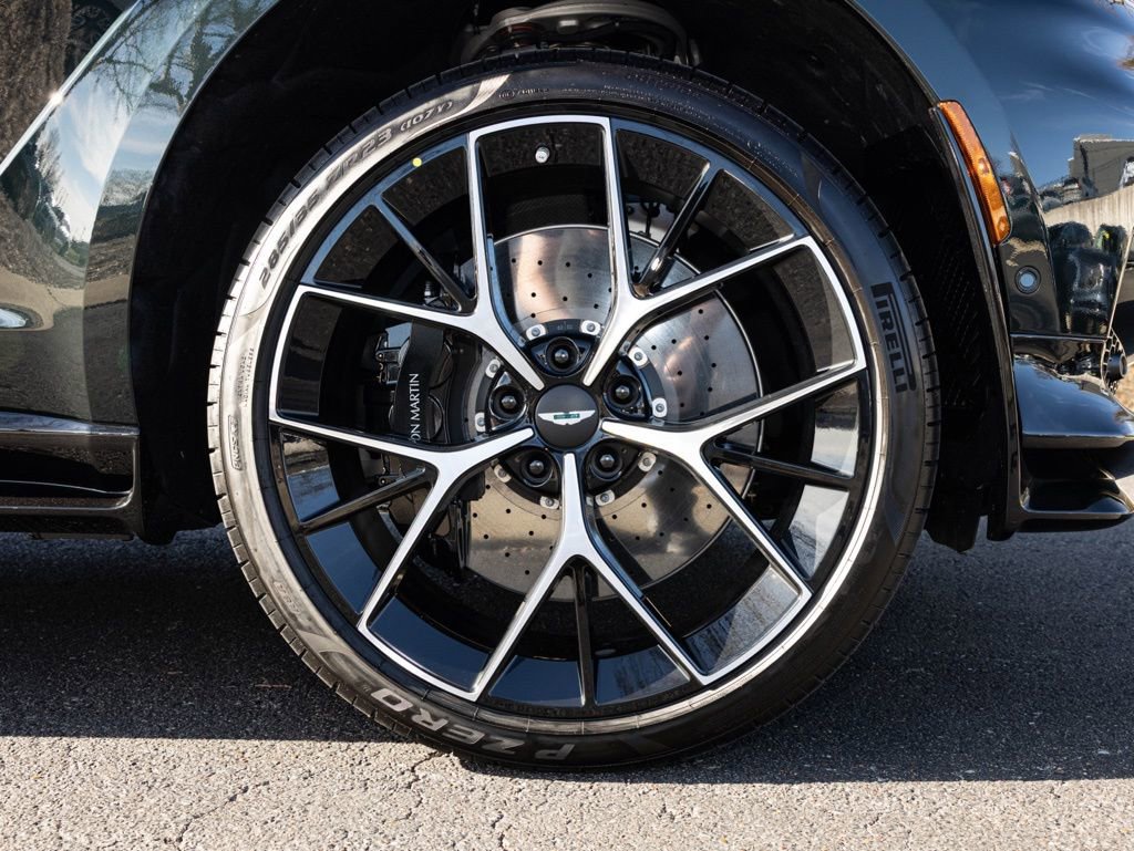 New 2026 Aston Martin DBX 707 image 69