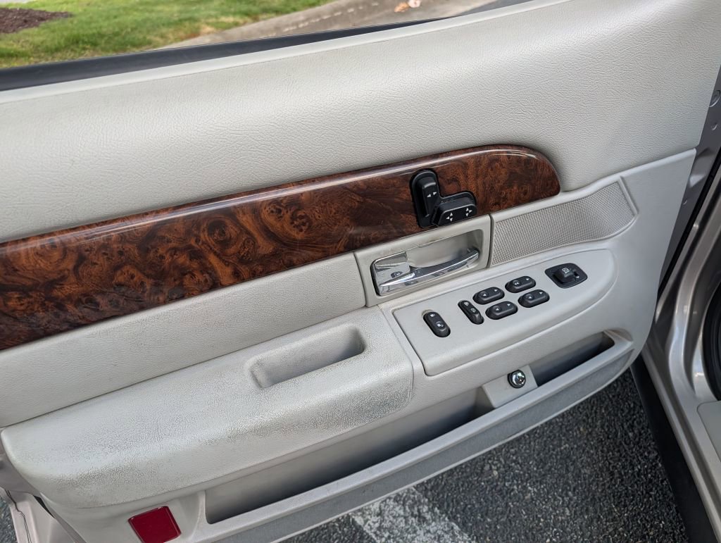 Used 2005 Mercury Grand Marquis LS RWD image 11