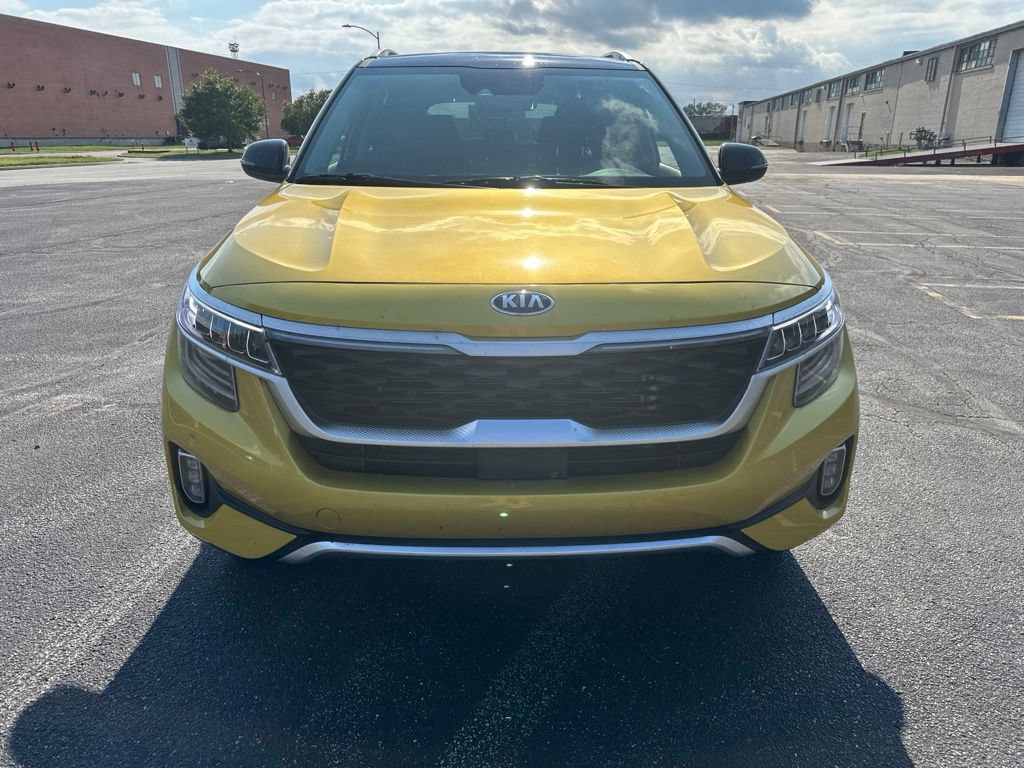 Certified 2021 Kia Seltos SX AWD/4WD image 2