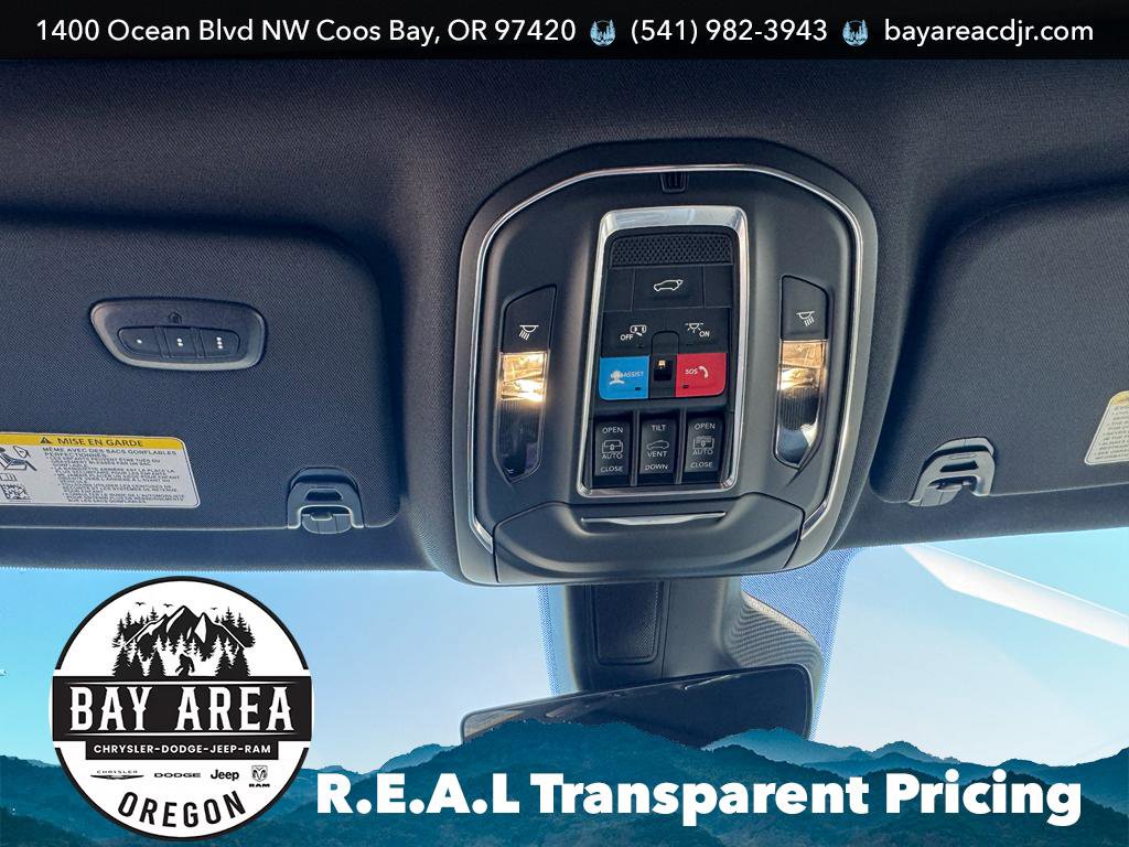 New 2025 Jeep Wagoneer Series III w/ Premium Group I image 13