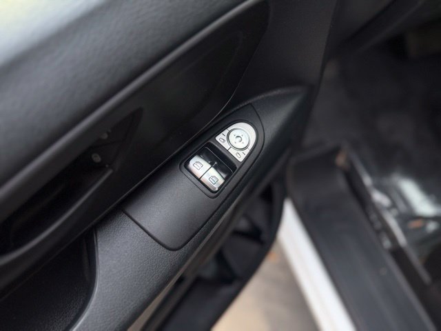 Used 2020 Mercedes-Benz Metris image 12