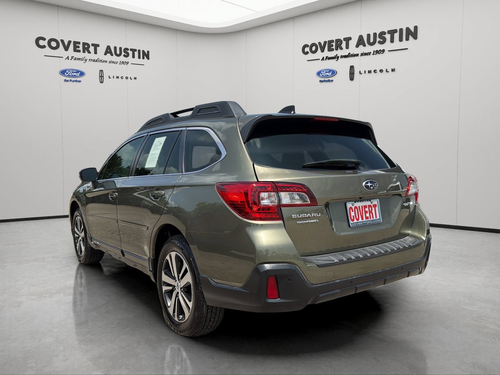 Used 2018 Subaru Outback 2.5i Limited AWD/4WD image 3