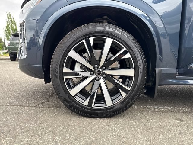 Used 2025 Volvo XC90 B5 Core w/ Protection Package Premier AWD/4WD image 28