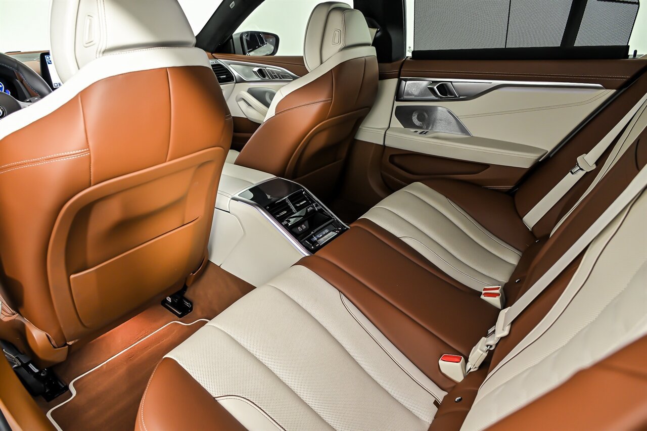 Used 2025 BMW ALPINA B8 xDrive Gran Coupe AWD/4WD image 20