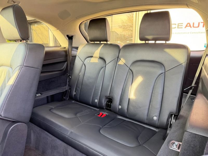 Used 2015 Audi Q7 TDI Premium Plus w/ Premium Plus Package AWD/4WD image 34