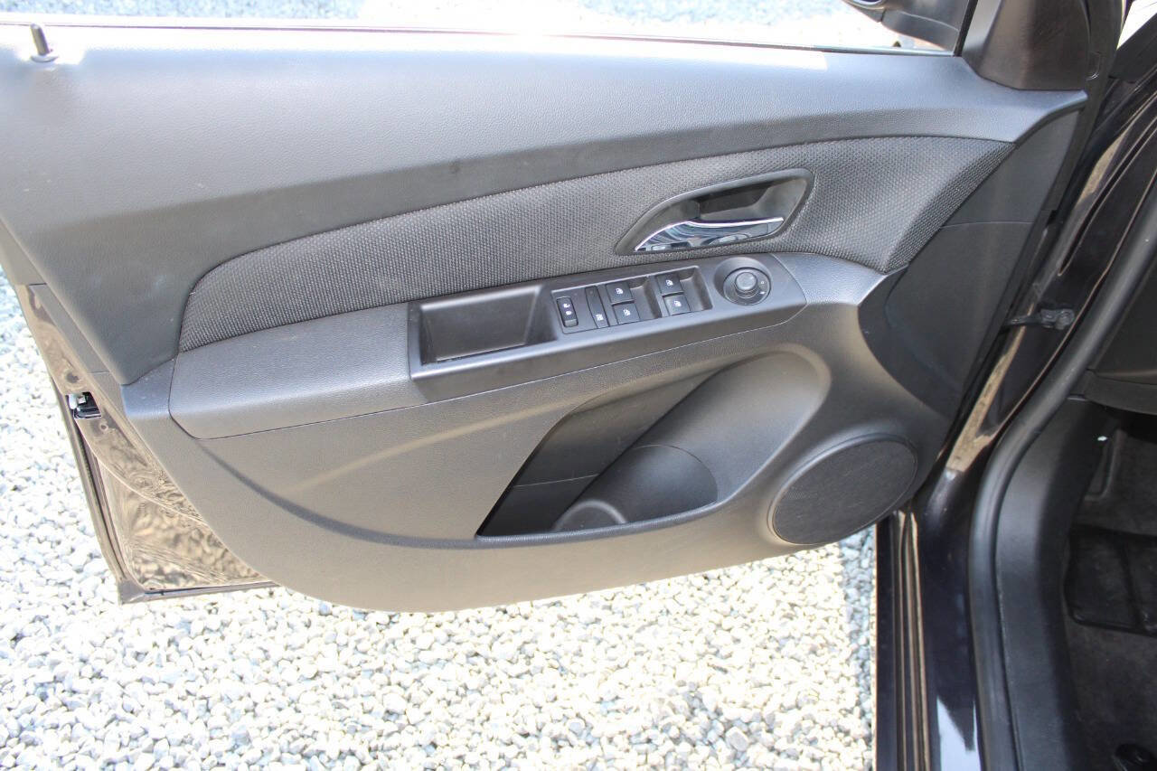 Used 2016 Chevrolet Cruze LT FWD image 20