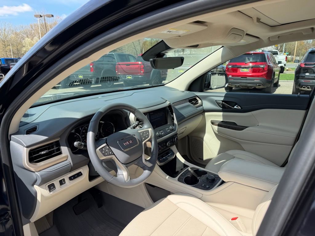 Certified 2021 GMC Acadia Denali w/ Denali Ultimate Package AWD/4WD image 21