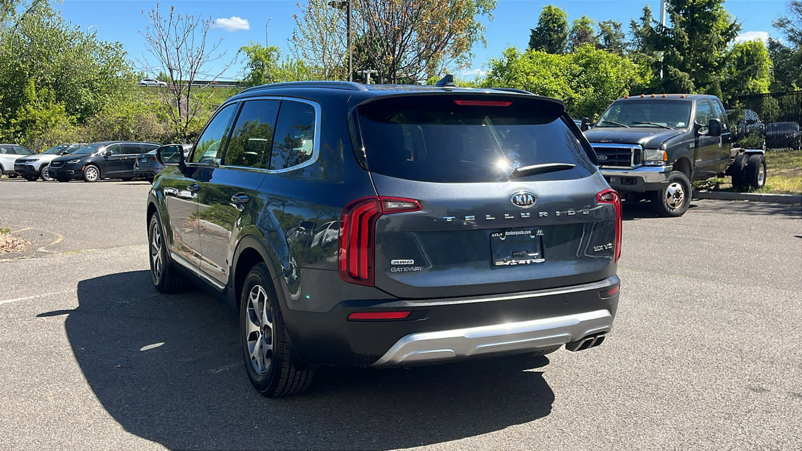 Used 2020 Kia Telluride EX AWD/4WD image 6