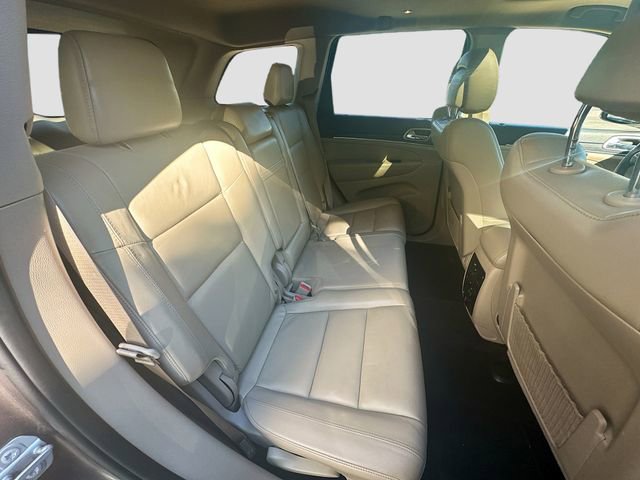 Used 2019 Jeep Grand Cherokee Limited image 29