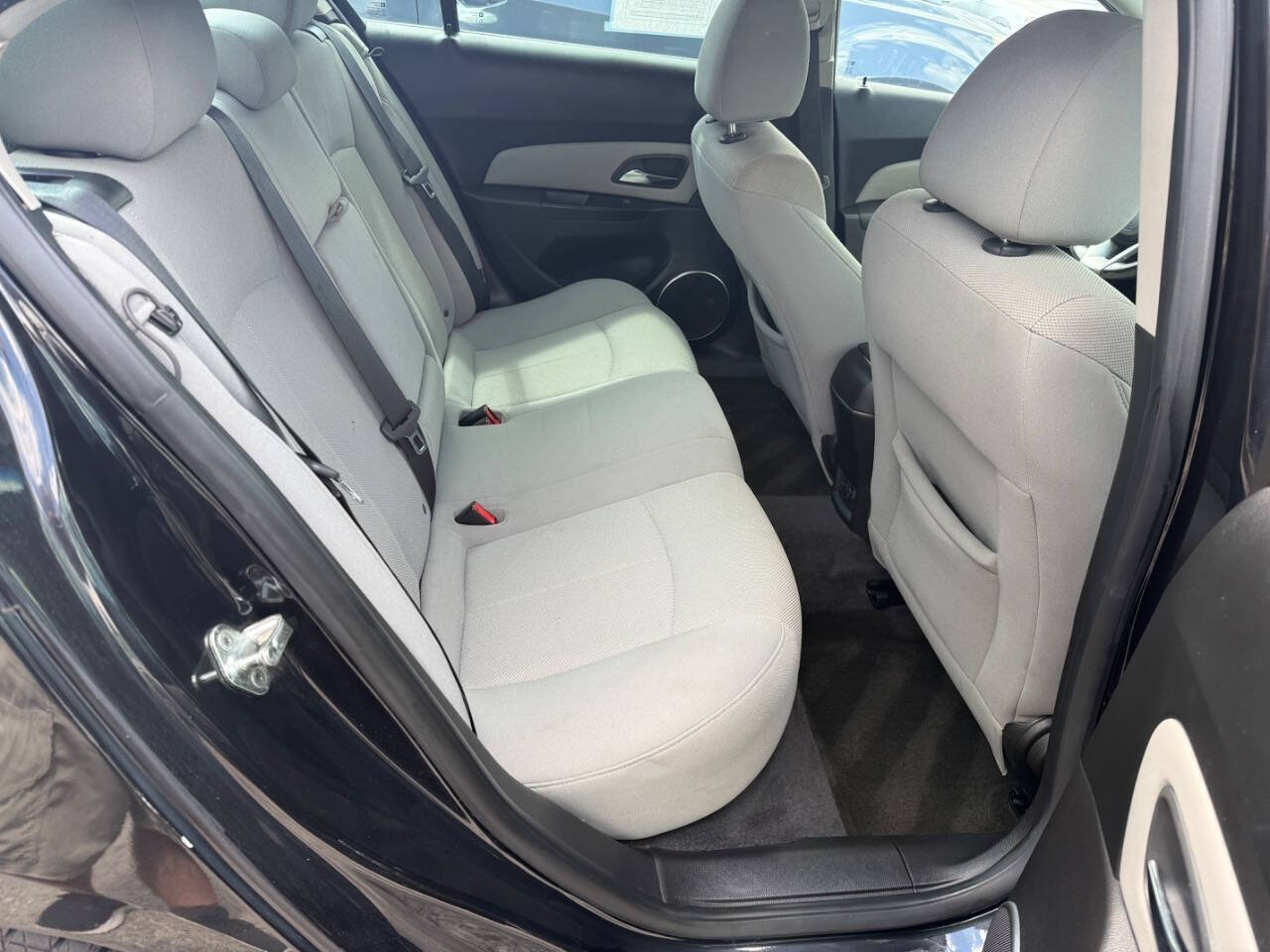 Used 2011 Chevrolet Cruze LT FWD image 9