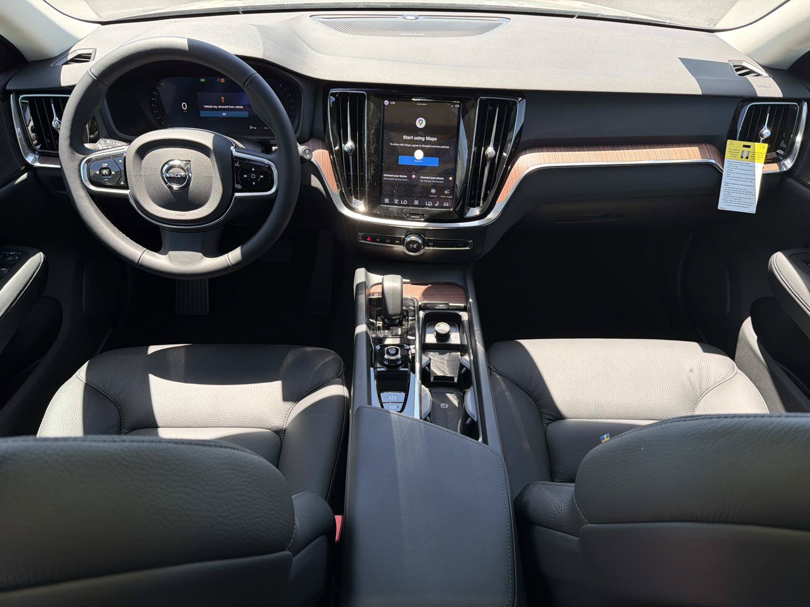New 2026 Volvo V60 B5 Cross Country Plus w/ Climate Package AWD/4WD image 7