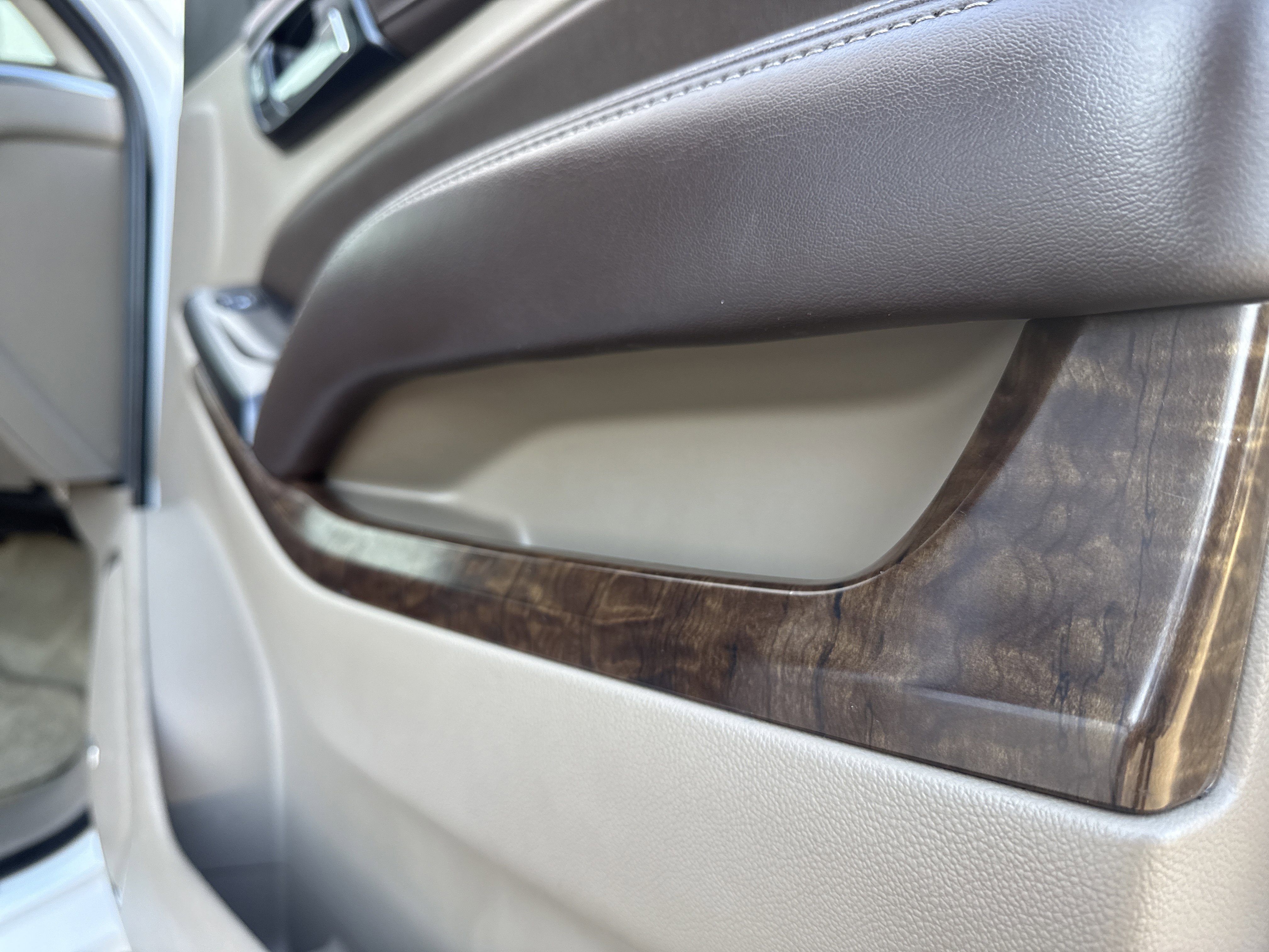 Used 2015 Chevrolet Tahoe LT w/ Max Trailering Package image 40