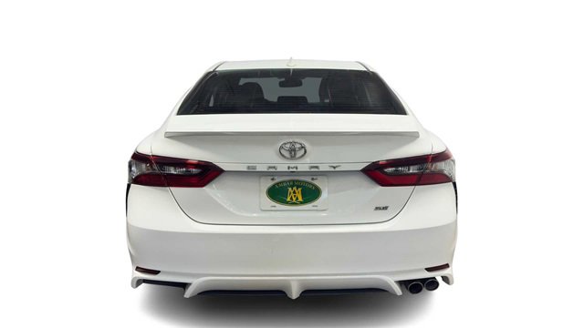 Used 2021 Toyota Camry SE w/ Convenience Package image 3