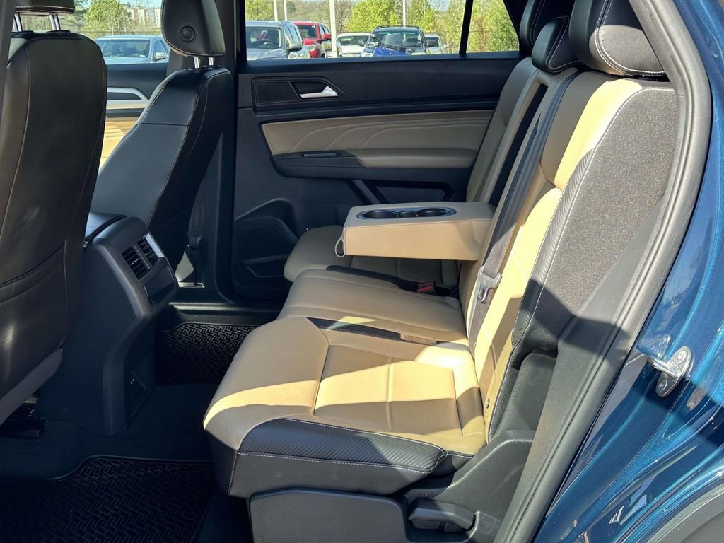 Used 2021 Volkswagen Atlas Cross Sport SE image 10