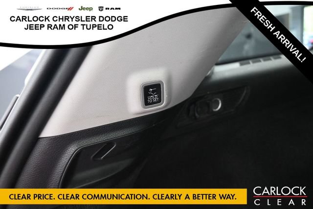 Used 2023 Jeep Grand Cherokee Overland w/ Luxury Tech Group IV AWD/4WD image 31