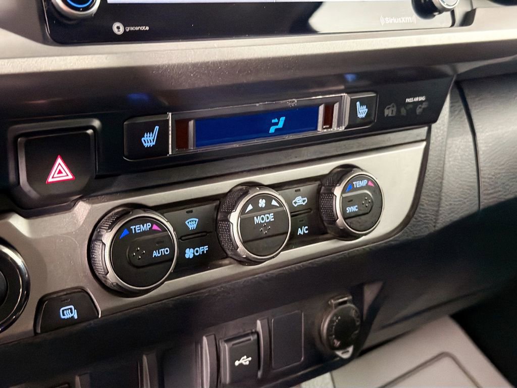 Used 2021 Toyota Tacoma TRD Off-Road image 15