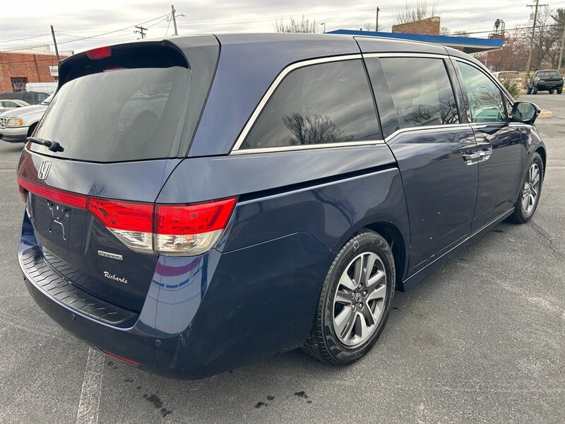 Used 2014 Honda Odyssey Touring image 4