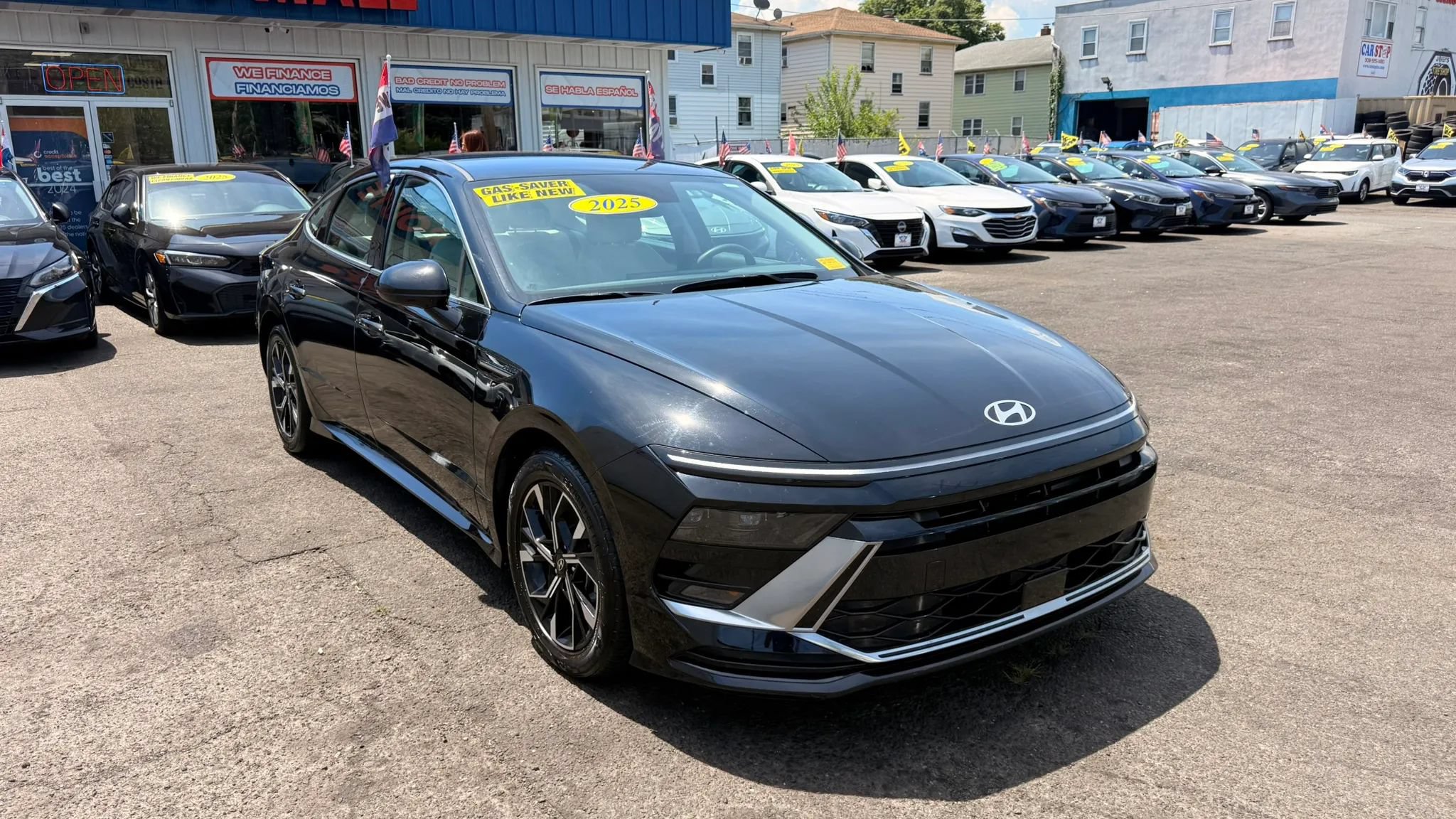 Used 2025 Hyundai Sonata SEL FWD image 2