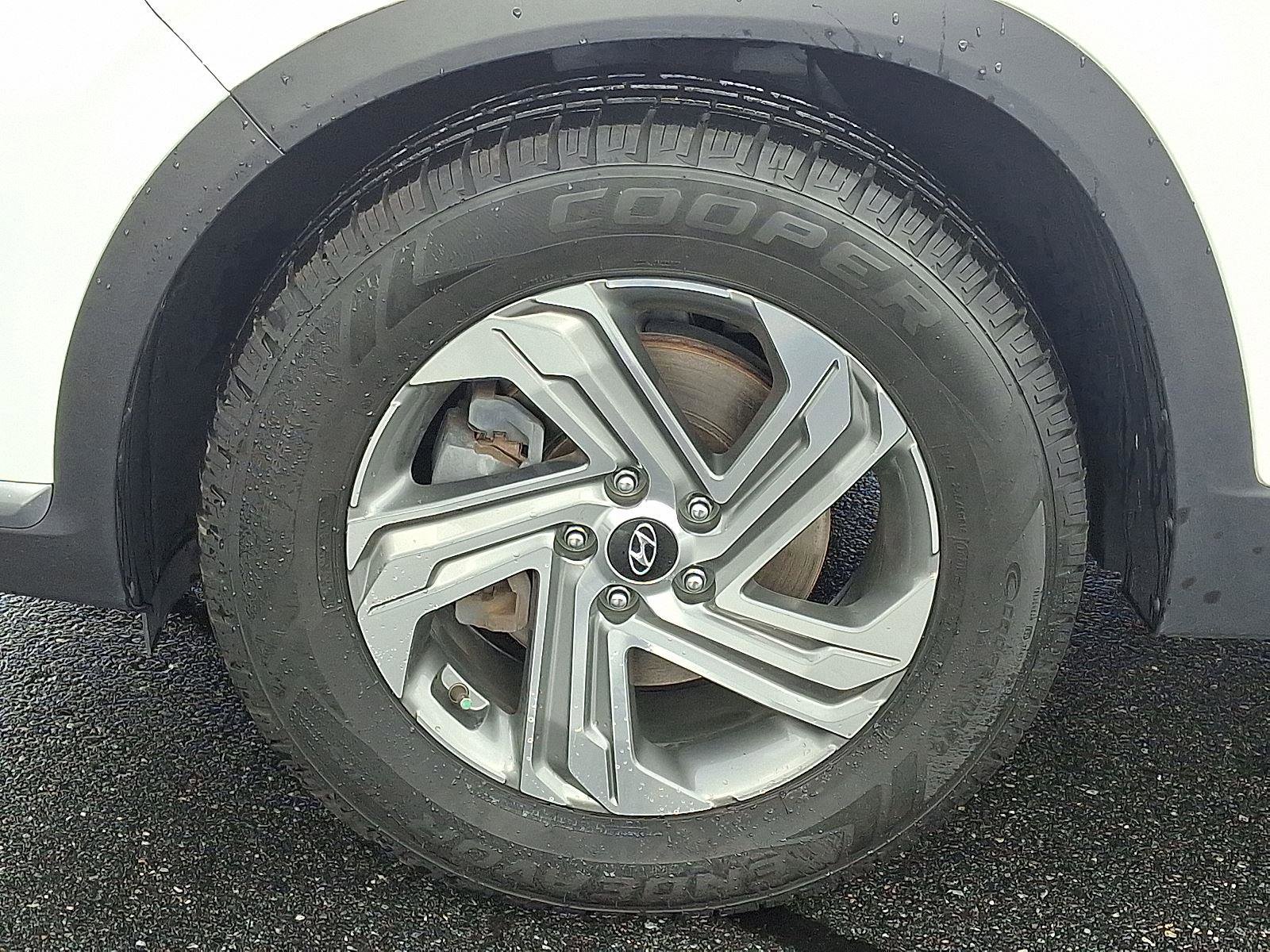 Used 2021 Hyundai Santa Fe SEL image 9