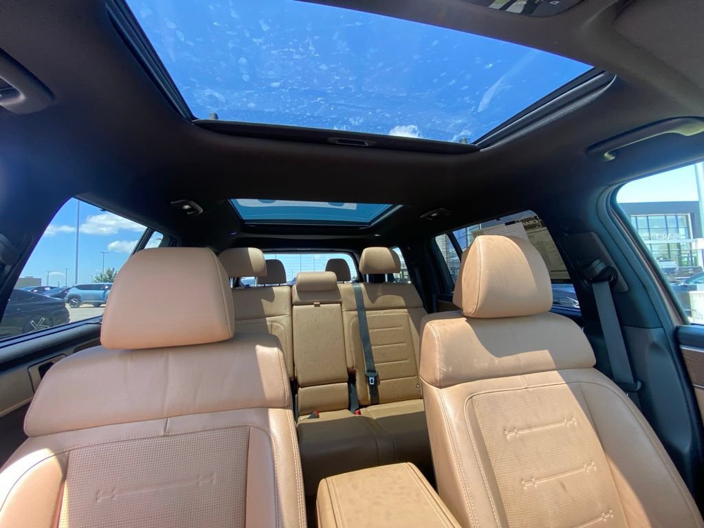 Used 2024 Hyundai Santa Fe Limited AWD/4WD image 30