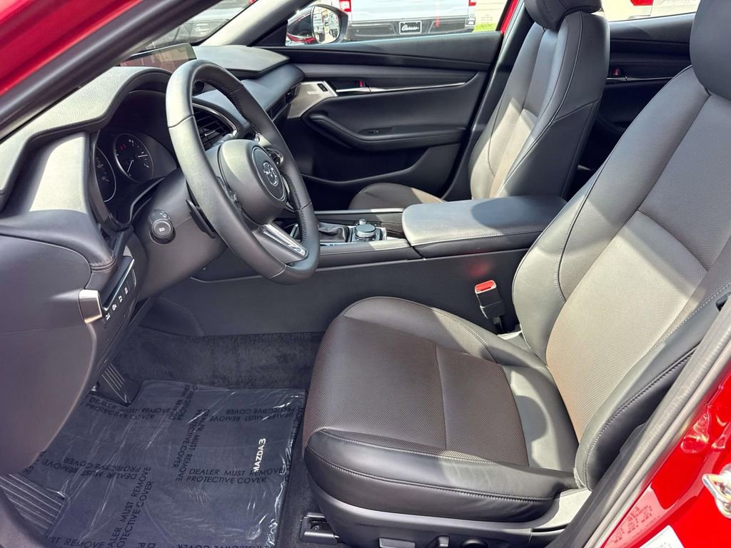 Certified 2026 MAZDA MAZDA3 Hatchback w/Premium Plus Pkg image 23