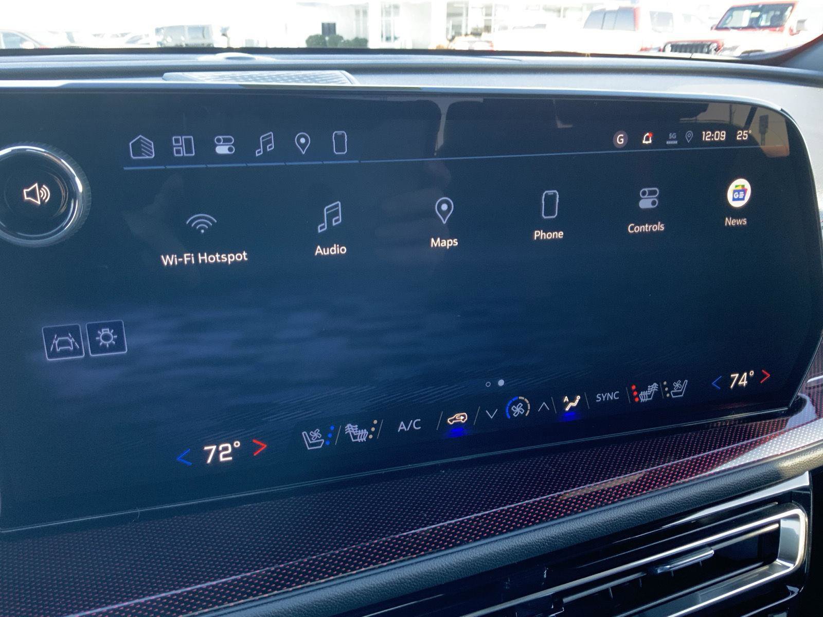 New 2026 Chevrolet Traverse RS w/ LPO, Floor Liner Package image 47