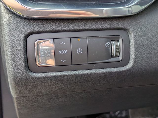 Used 2025 GMC Acadia Elevation image 15