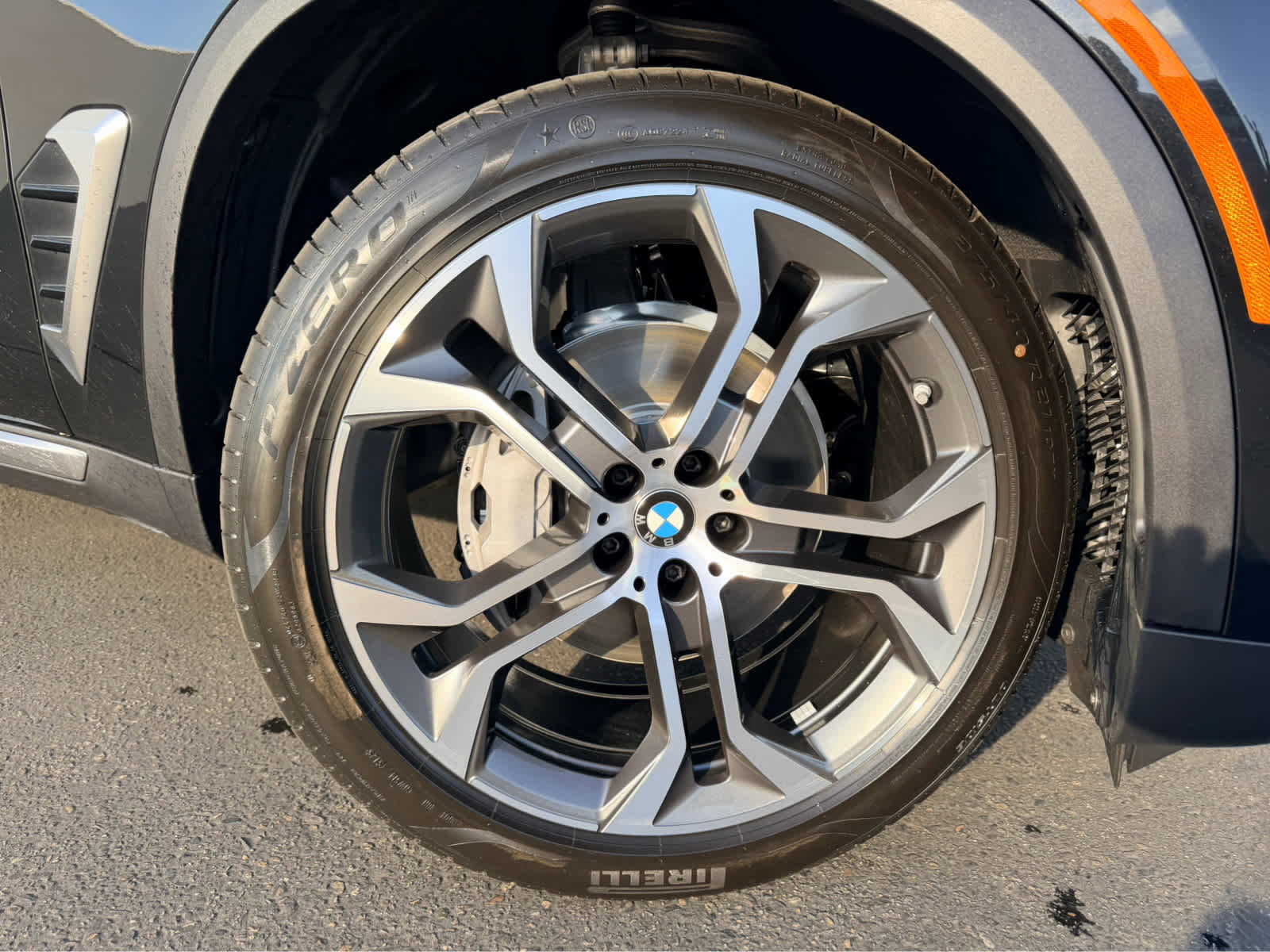 New 2026 BMW X5 xDrive40i AWD/4WD image 9