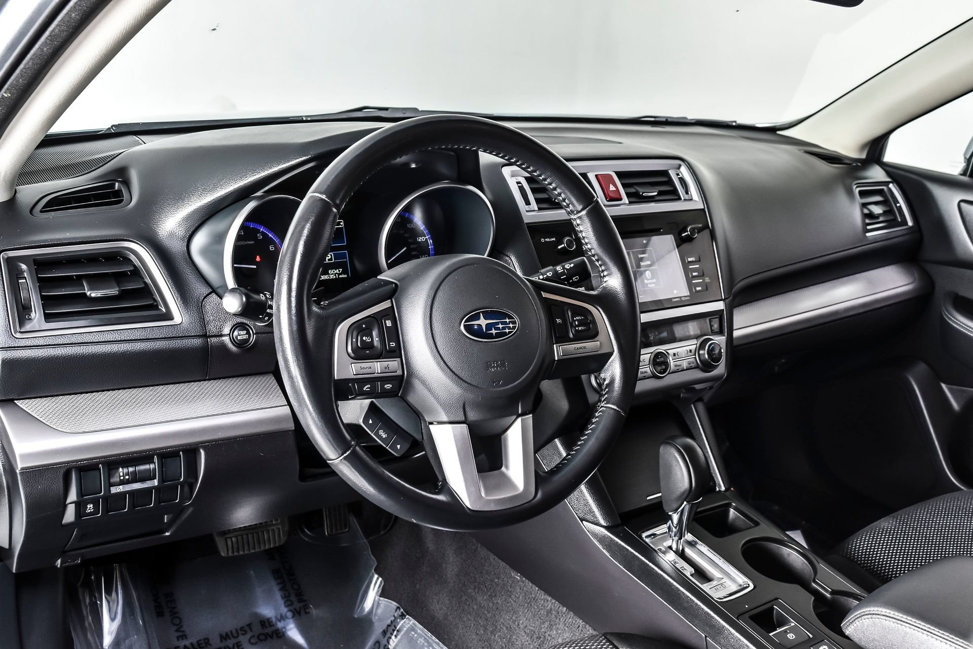 Used 2016 Subaru Outback 2.5i Premium AWD/4WD image 17
