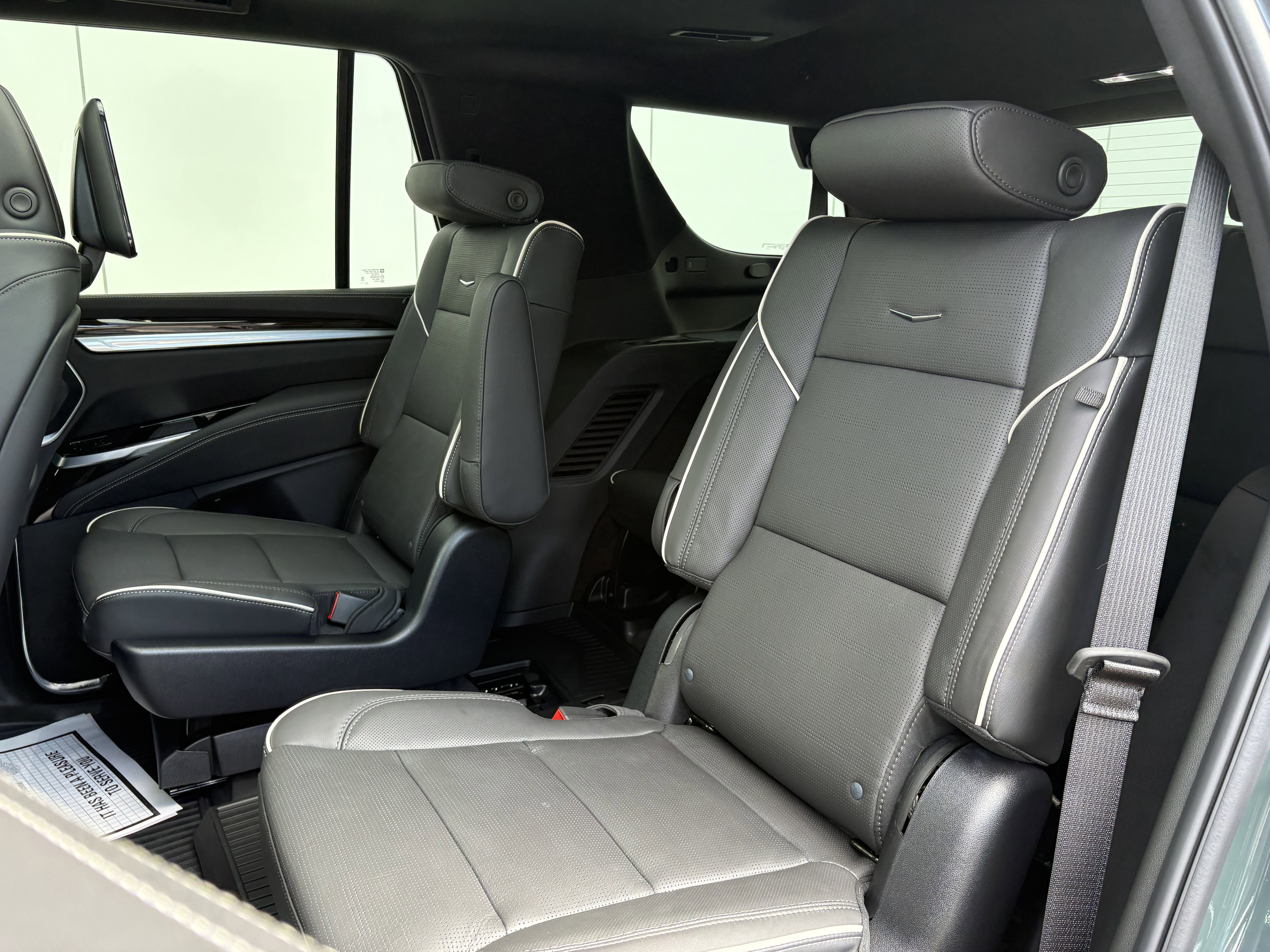 New 2026 Cadillac Escalade Luxury w/ Touring Package image 13