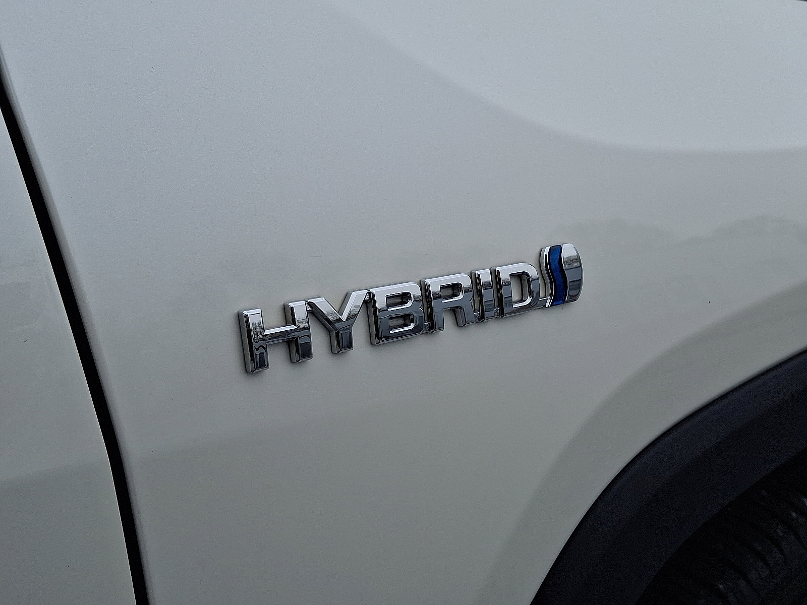 Used 2019 Toyota RAV4 Limited w/ Carpet Mat Package image 34