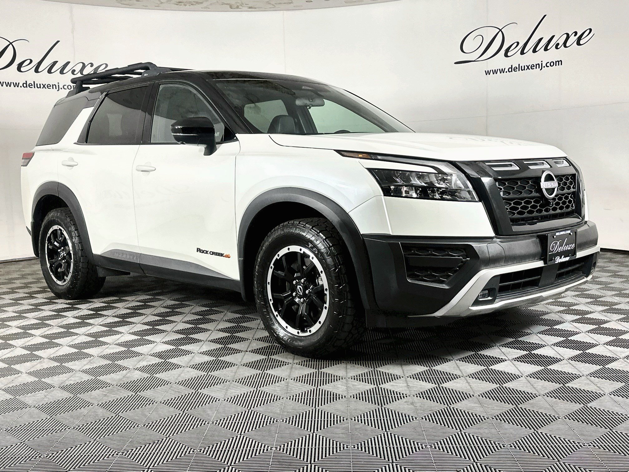 Used 2024 Nissan Pathfinder Rock Creek AWD/4WD image 1