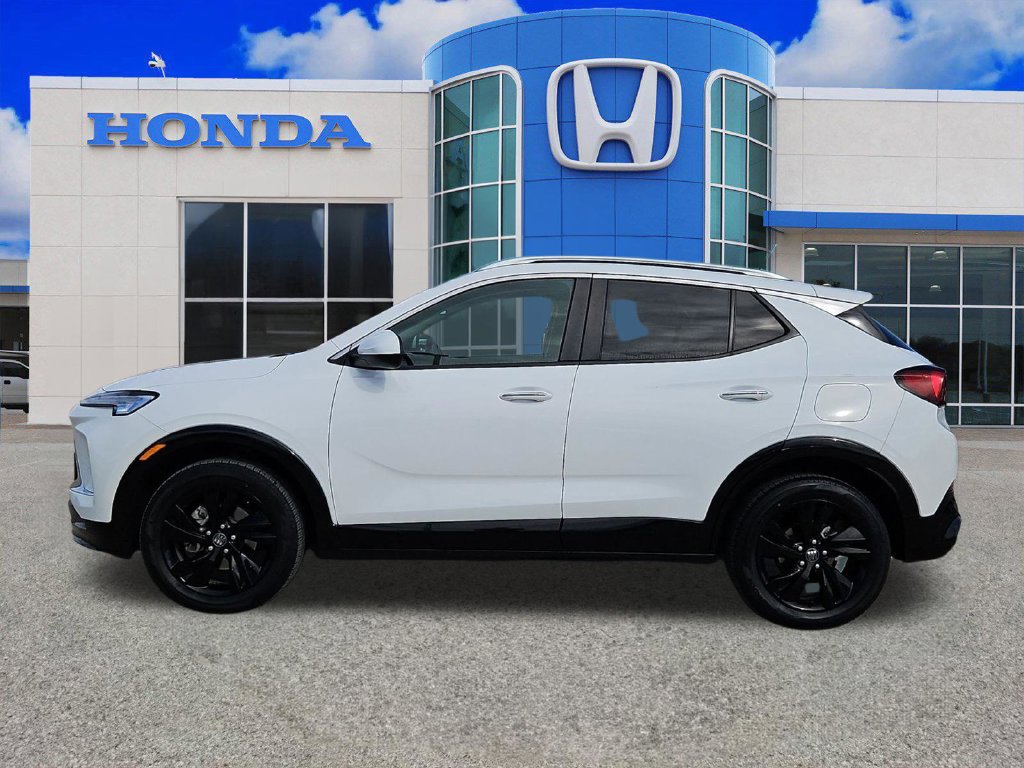 Used 2024 Buick Encore GX Sport Touring AWD/4WD image 6