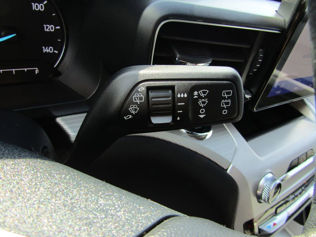 Used 2024 Ford Explorer XLT w/ Equipment Group 202A AWD/4WD image 23