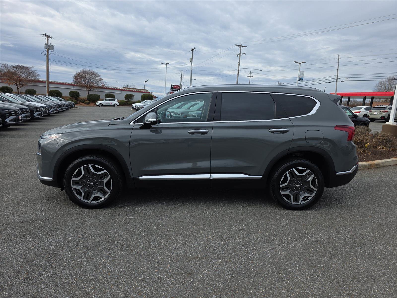 Certified 2023 Hyundai Santa Fe Limited w/ Cargo Package image 8