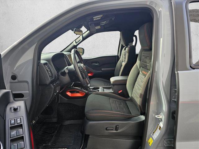 Used 2024 Nissan Frontier Pro-X w/ Technology Package image 19