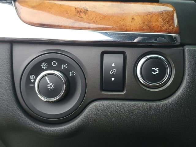 Used 2015 Lincoln MKS AWD w/ Equipment Group 101A image 20