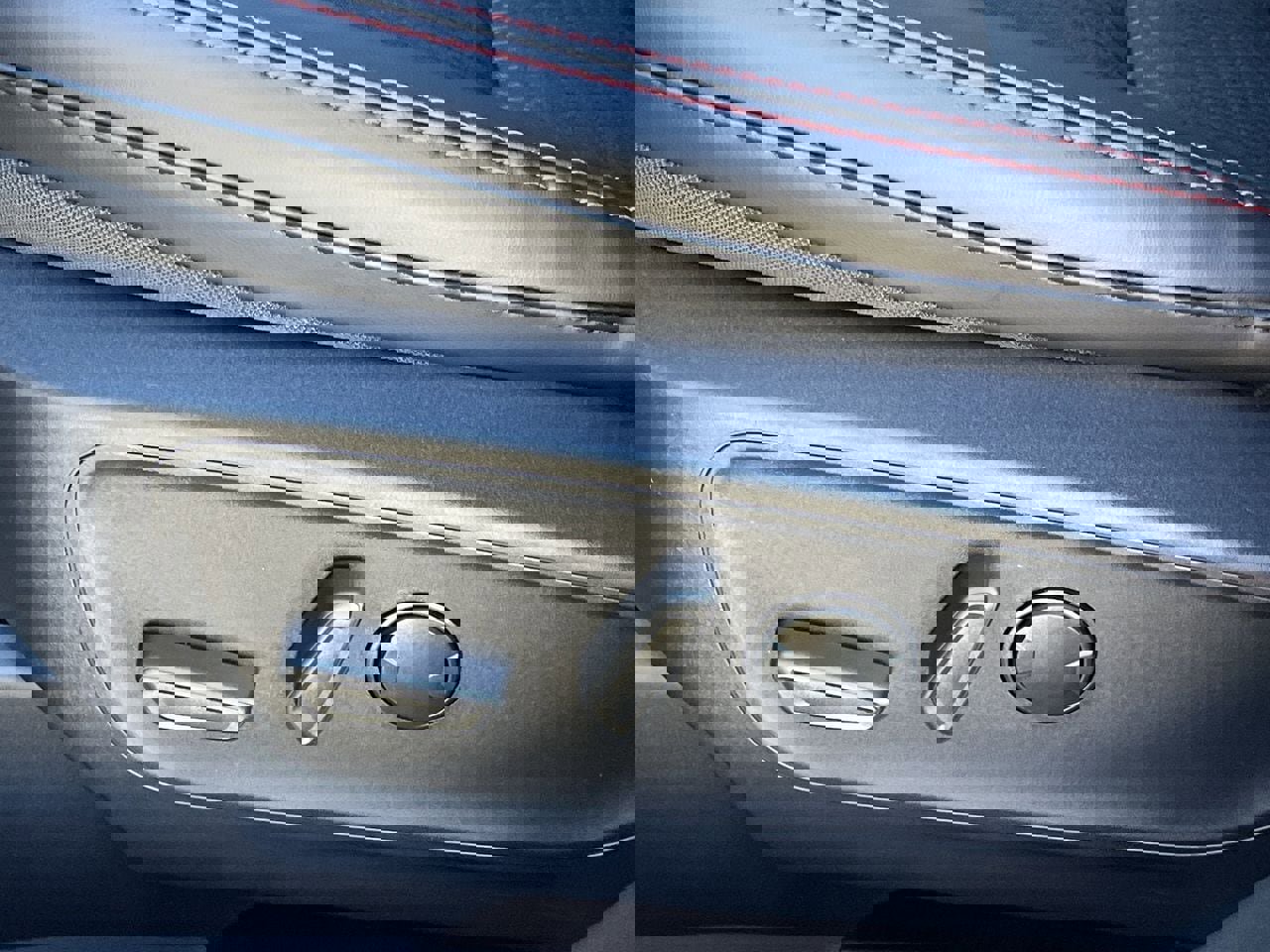 New 2026 Ford Escape ST-Line w/ Tech Pack #1 image 18