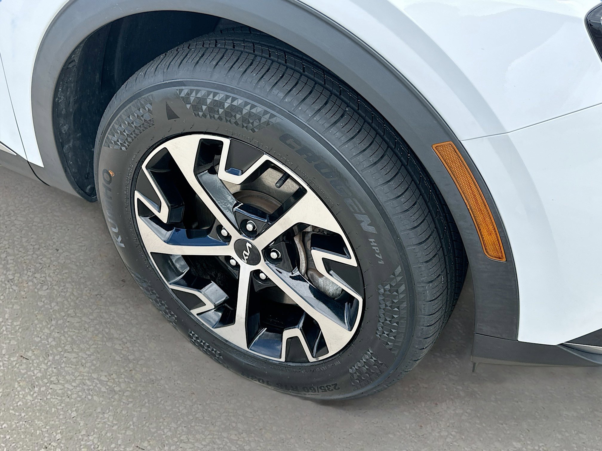 Used 2023 Kia Sportage EX image 31