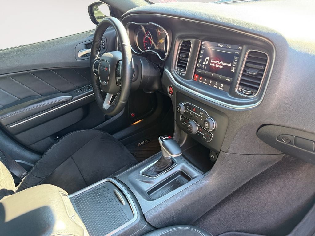 Used 2018 Dodge Charger R/T Scat Pack RWD image 26