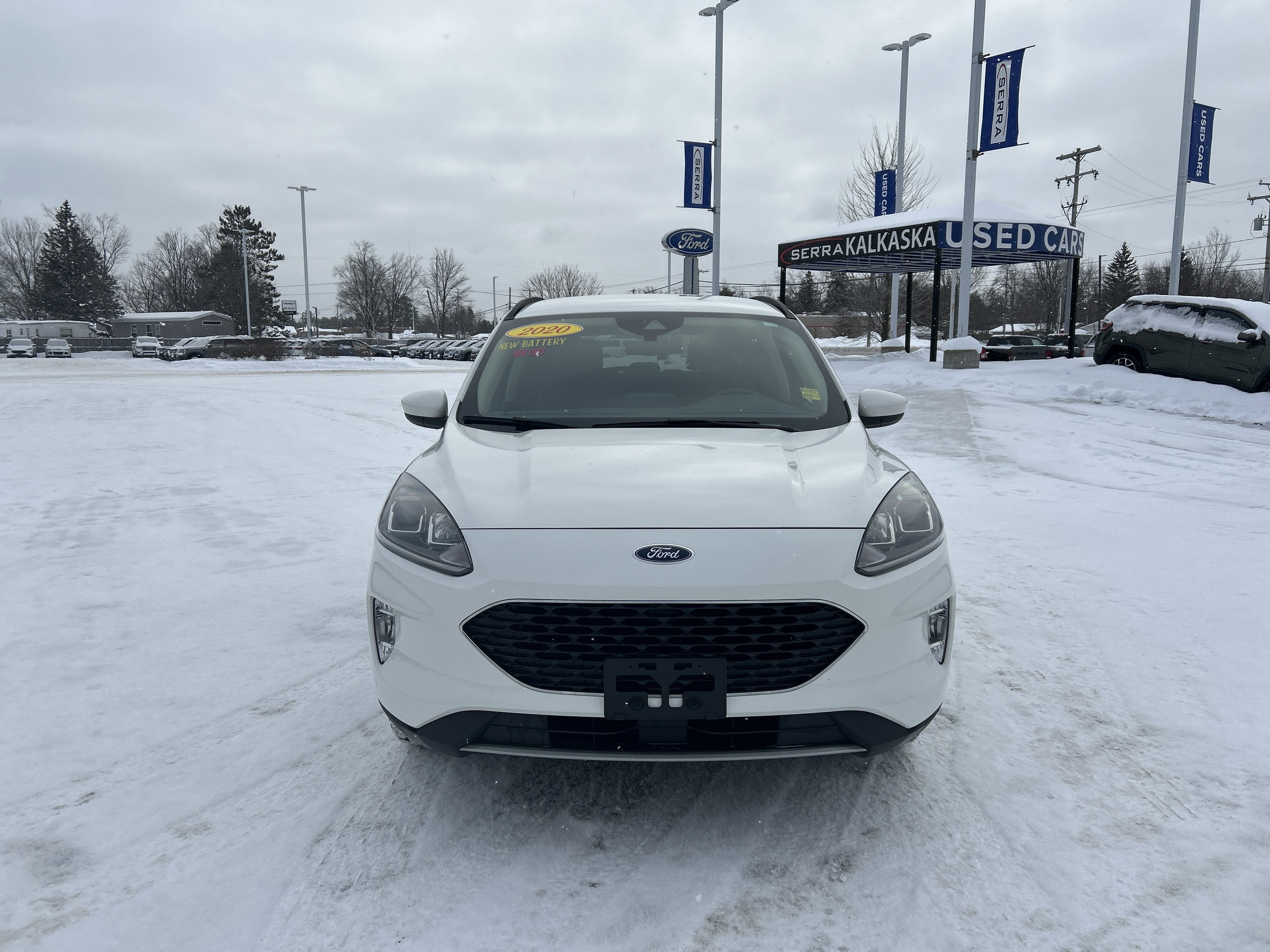 Used 2020 Ford Escape SEL image 8