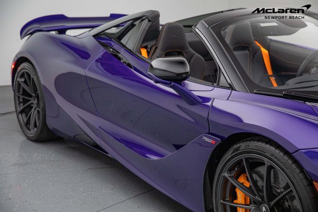 Used 2025 McLaren 750S Spider RWD image 3